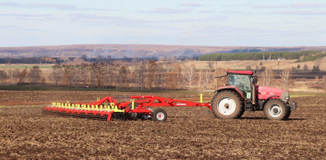 Проходят испытания нового «Tillermaster» шириной захвата 18 метров!