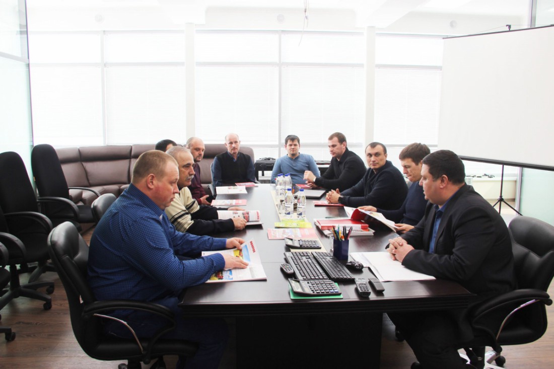 КОМПАНИЮ ООО "ПК "АГРОМАСТЕР" ПОСЕТИЛА ДЕЛЕГАЦИЯ ИЗ ОРЕНБУРГСКОЙ ОБЛАСТИ